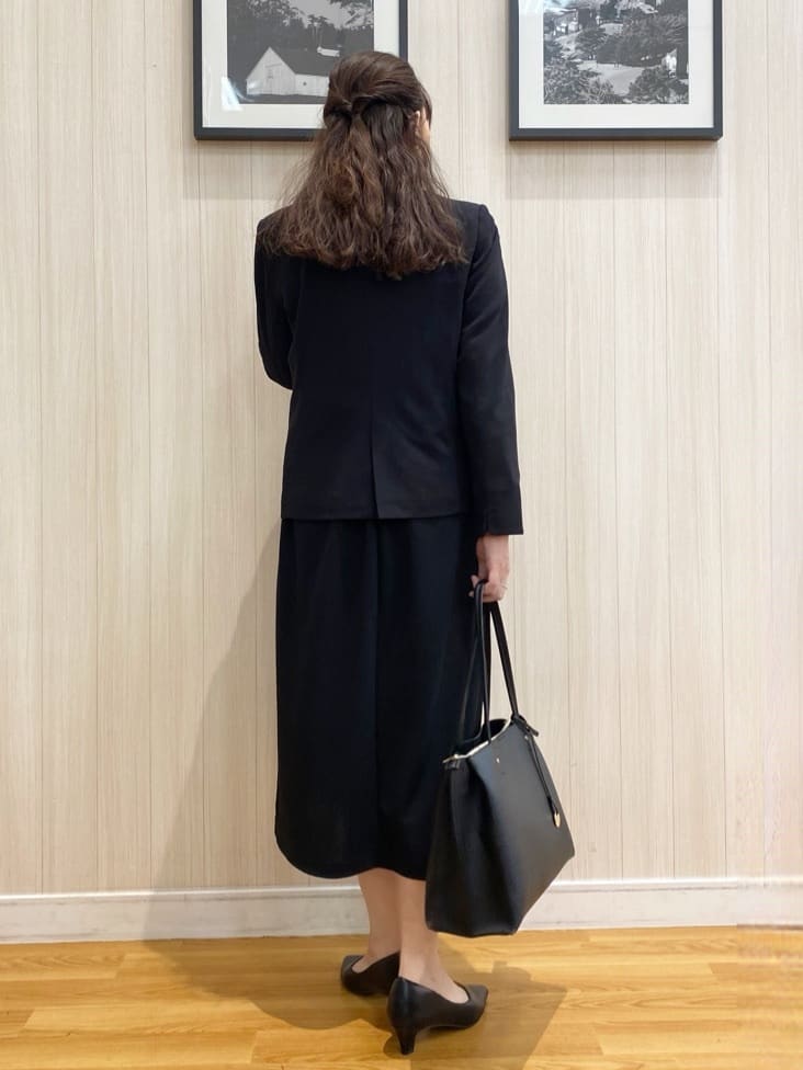 natsuさんの「SHOO･LA･RUE｜◆【洗える/S-3L/セットアップ可】セレモニーや通勤に カットジョーゼット Vネックジャケット」を使ったコーディネート