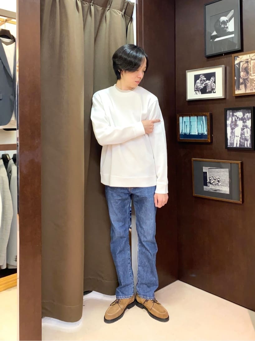 コバヤシさんの「TAKEO KIKUCHI｜【モンスターストレッチ】日本製 ウォッシュド デニムパンツ」を使ったコーディネート