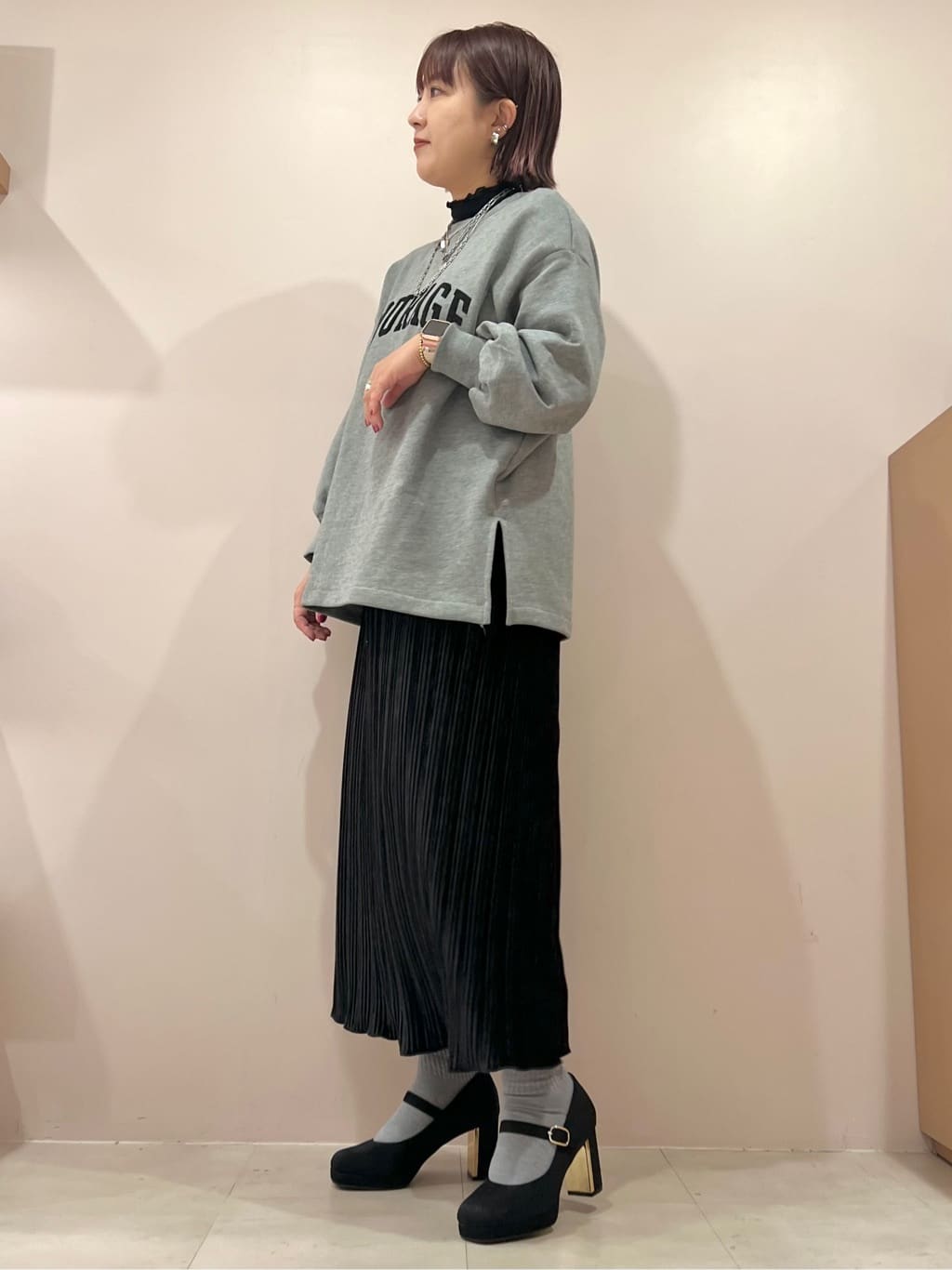 TAKAさんの「ESPERANZA｜甲ストラップパンプス」を使ったコーディネート