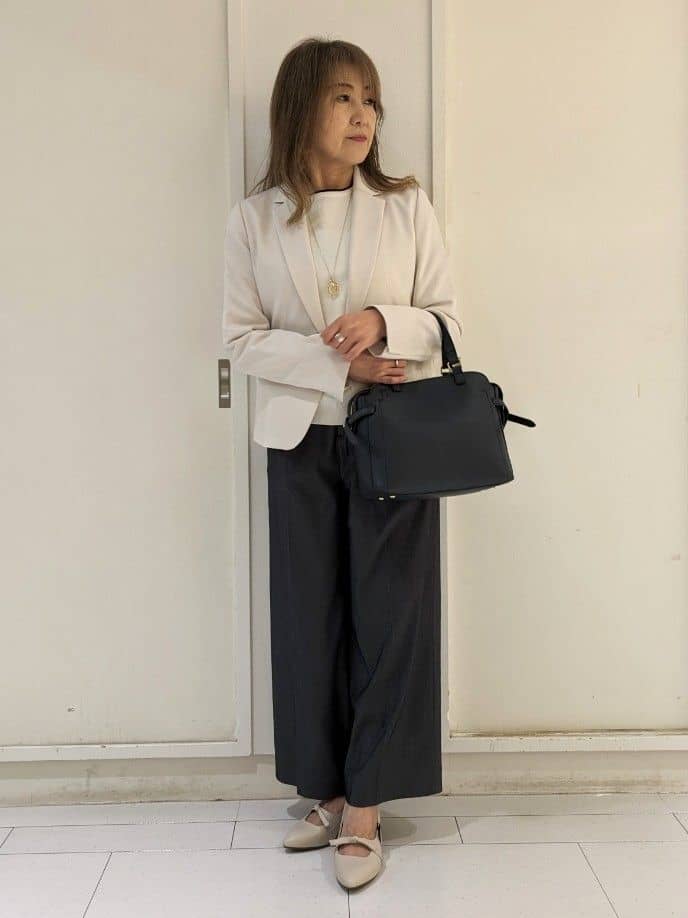 かずえ さんの「Reflect｜」を使ったコーディネート