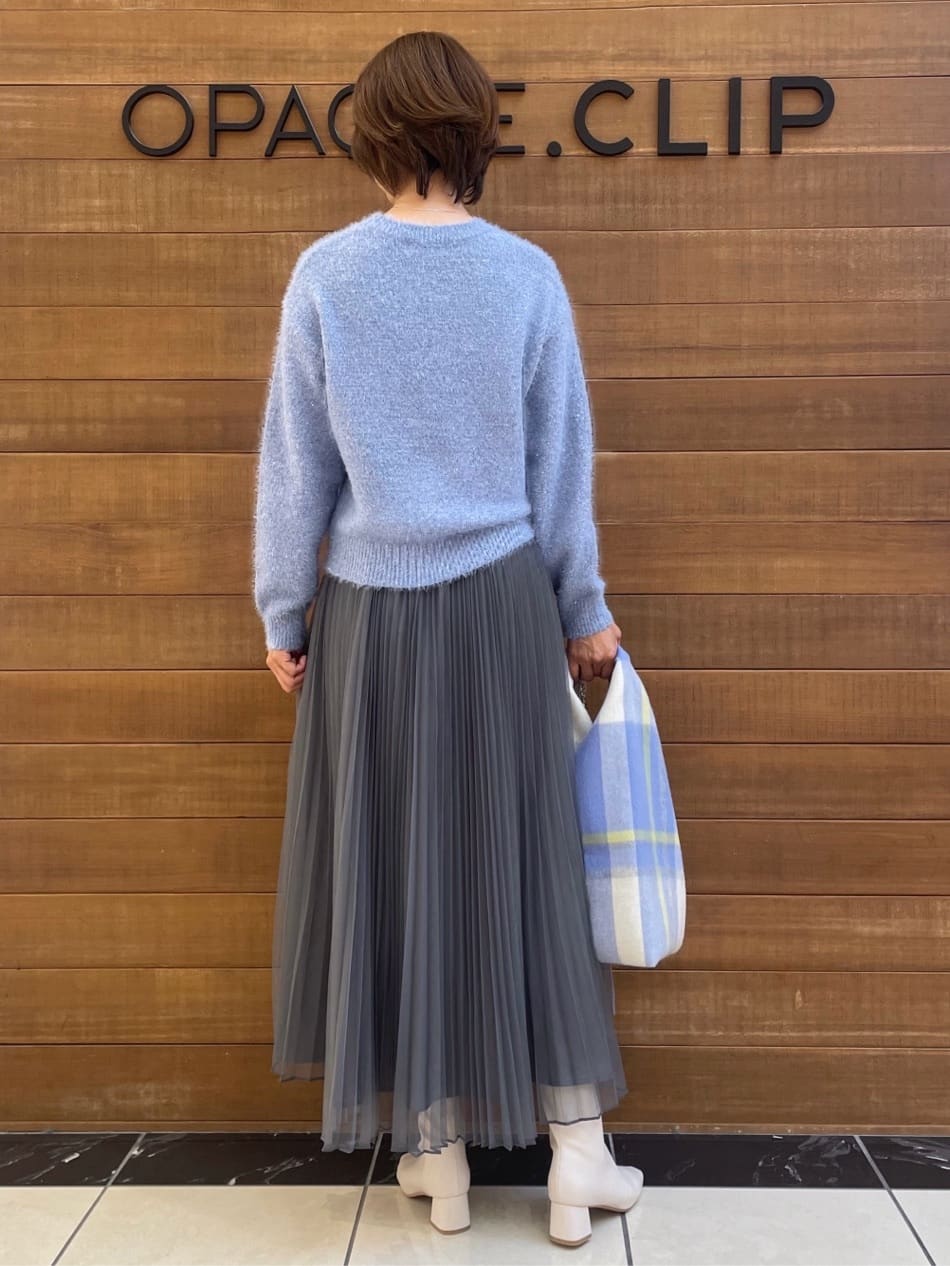 まみさんの「OPAQUE.CLIP｜◆《通勤対応》チュールプリーツフレアスカート【洗濯機洗い可】」を使ったコーディネート