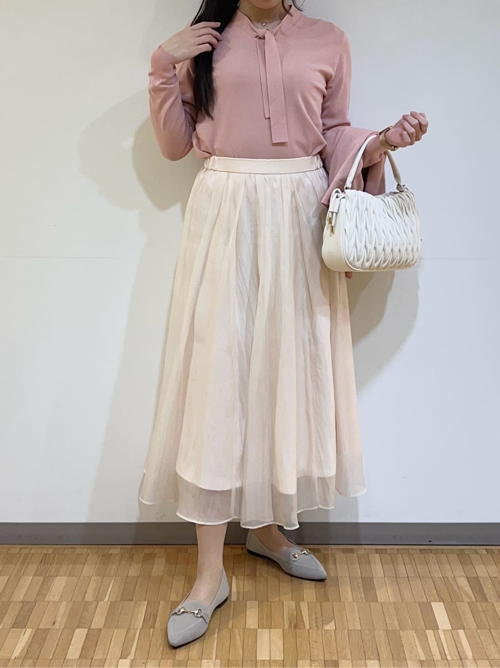 アイナさんの「UNTITLED｜」を使ったコーディネート