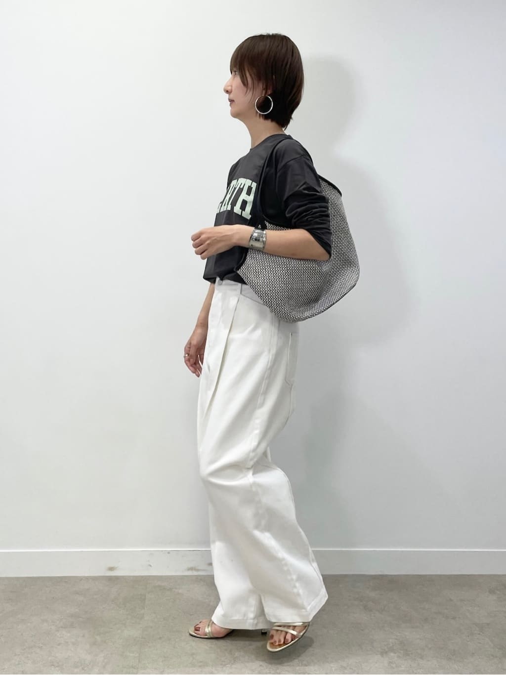KAYOさんの「UNTITLED｜◆【Ca_CHIGNON】カスレアー ロンTEE」を使ったコーディネート