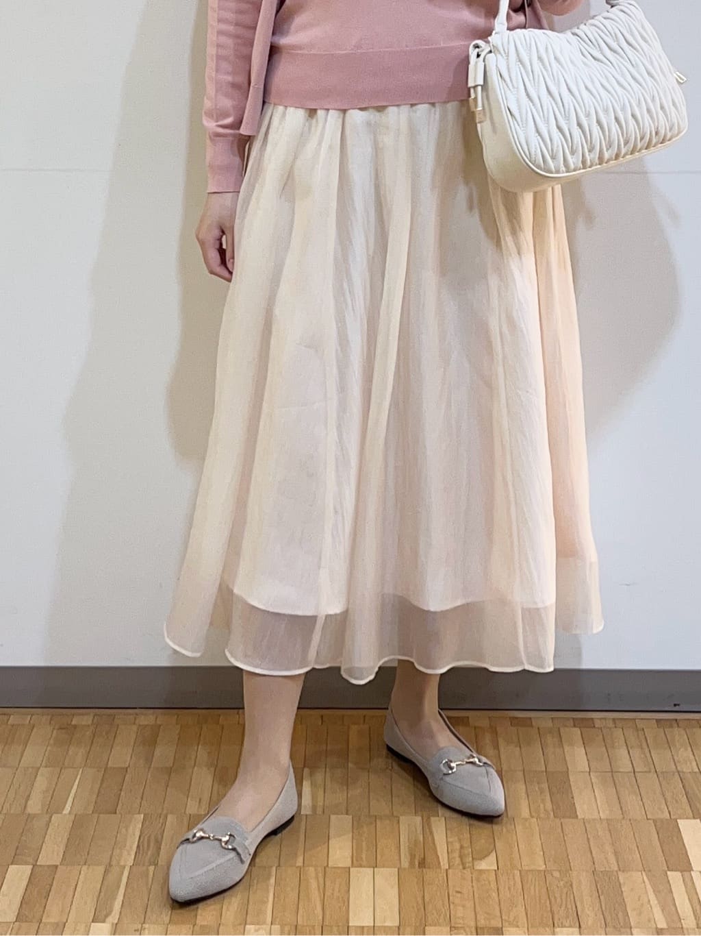 アイナさんの「UNTITLED｜」を使ったコーディネート