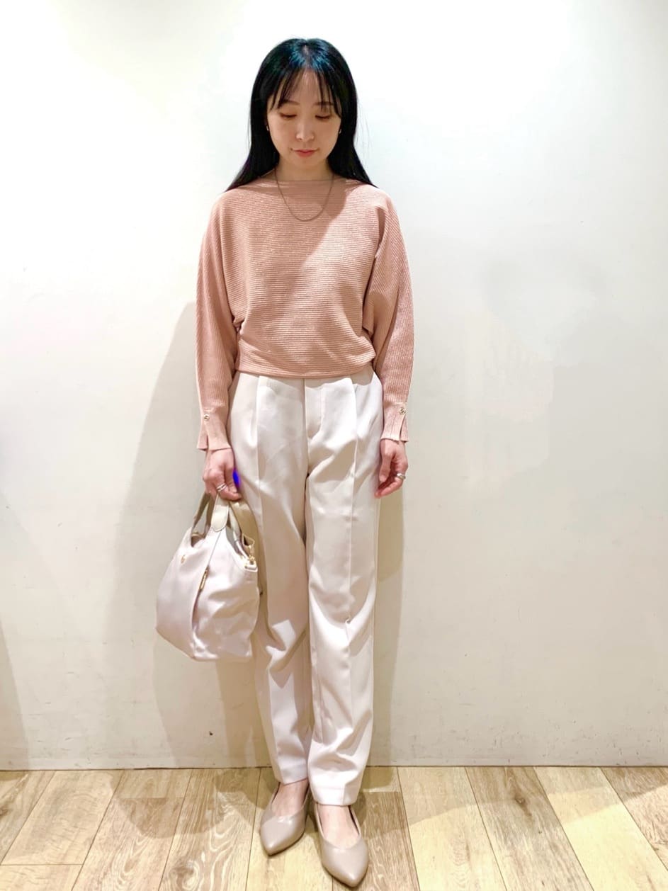 matsuさんの「index｜◆【抗菌防臭加工】Vカットフラットポインテッドパンプス」を使ったコーディネート