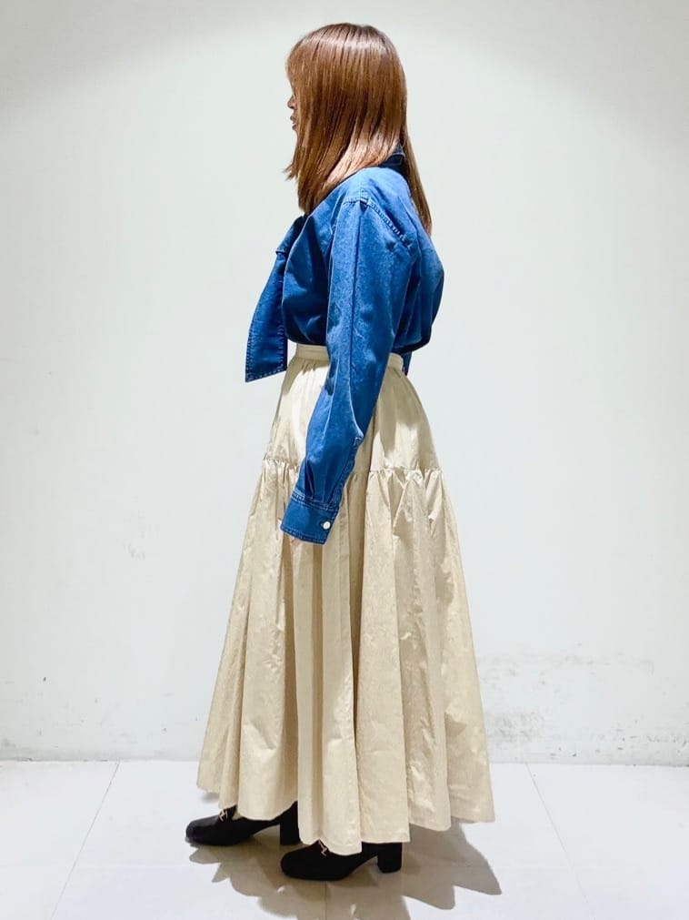 mi.さんの「UNTITLED｜」を使ったコーディネート