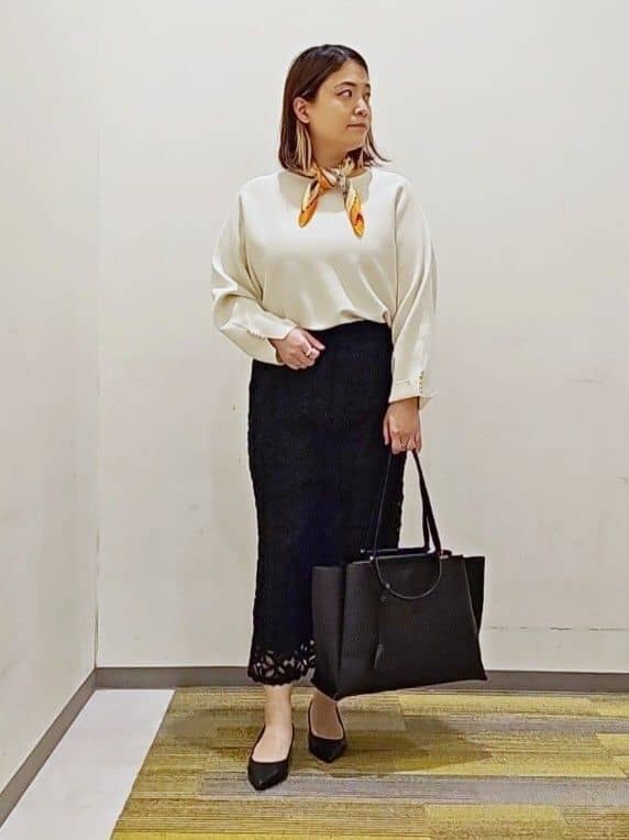 okayuさんの「THE SHOP TK｜◆スタンドカラートレンチコート【洗える】」を使ったコーディネート