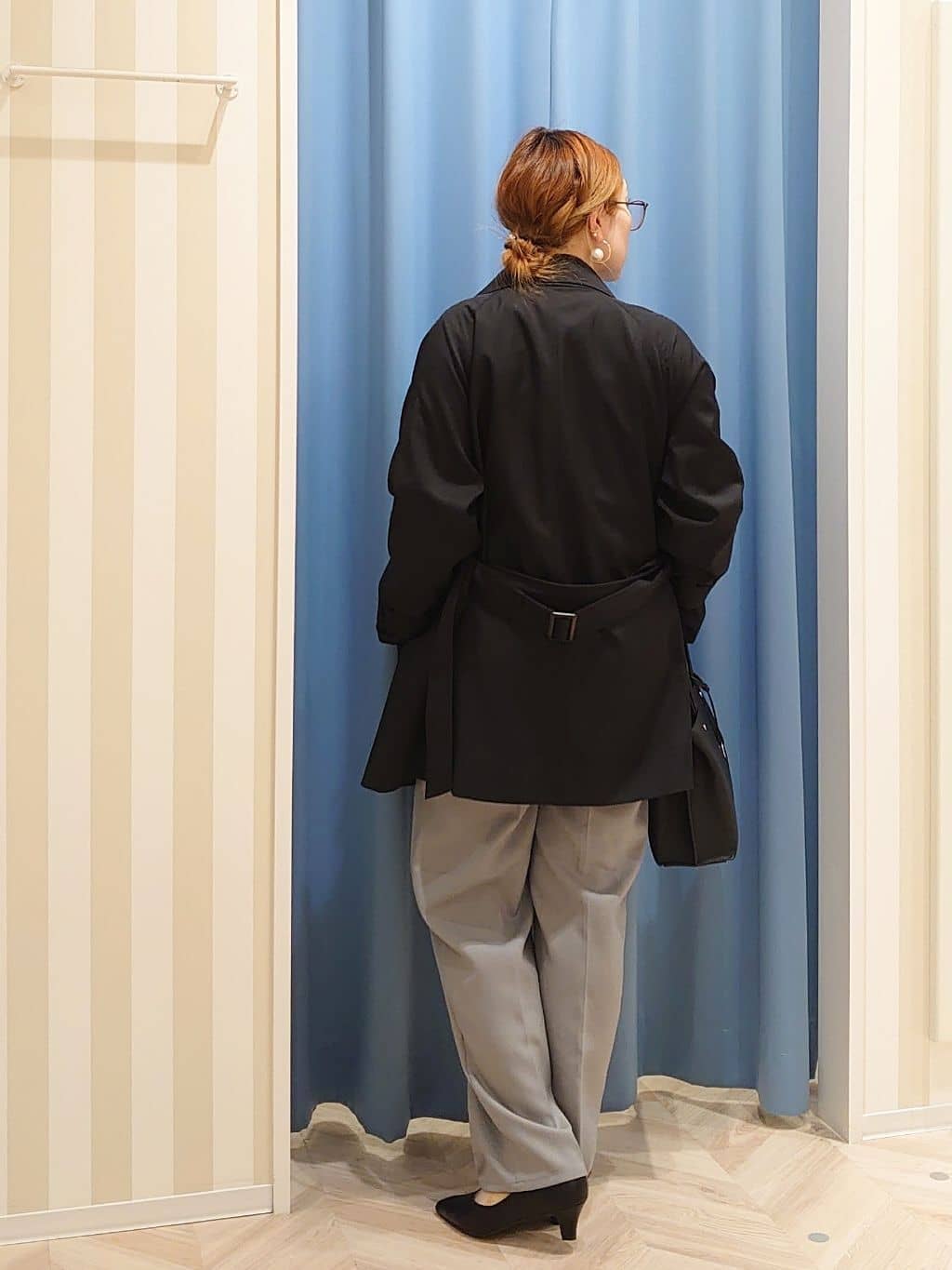 koikeee さんの「SHOO･LA･RUE｜◆【通勤/セレモニー】Vカットデザインで足が美しく見える ベーシック5cmパンプス」を使ったコーディネート