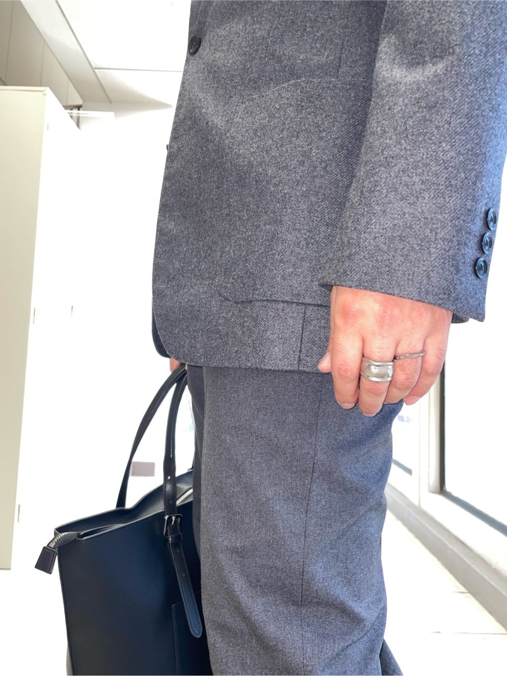 MAKOTO AIさんの「TAKEO KIKUCHI｜【Made in JAPAN】TANGOストライプ ネクタイ」を使ったコーディネート