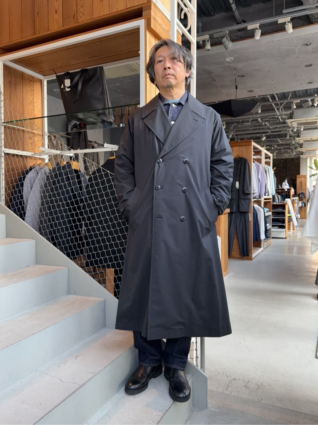 デザイナーTAKEman さんの「TAKEO KIKUCHI｜【モンスターストレッチ】日本製 ワンウォッシュ デニムパンツ」を使ったコーディネート