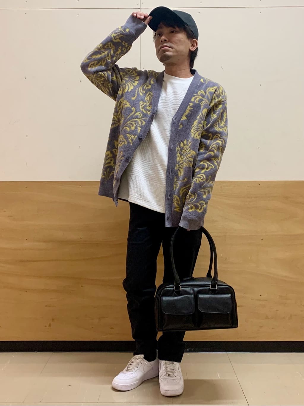 MATUさんの「THE SHOP TK｜【オールシーズン穿ける！】7DAYSストレッチへリンボンパンツ　ON&hArr;OFF兼用」を使ったコーディネート
