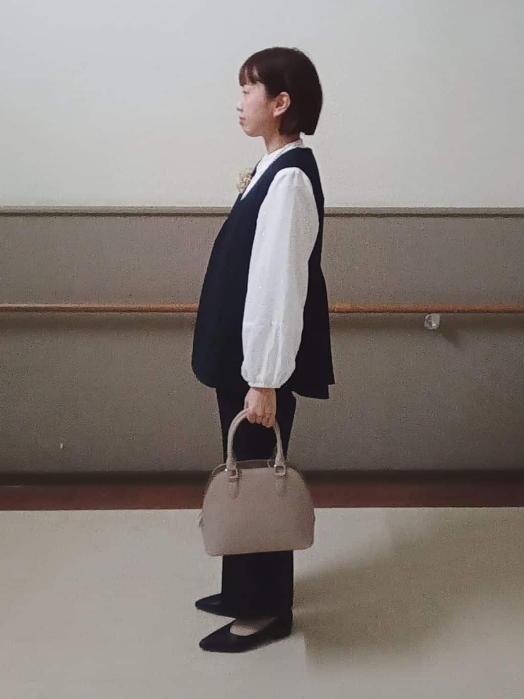 hamさんさんの「THE SHOP TK｜◆【ONOFF活躍/セレモニー/通勤】カットジャカードペプラムブラウス/洗える」を使ったコーディネート