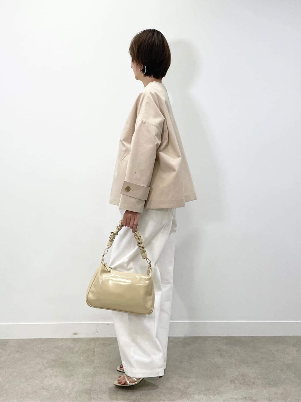 KAYOさんの「UNTITLED｜◆カーブシルエット ワイドデニム」を使ったコーディネート