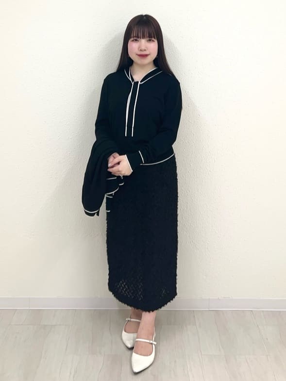 Mitsukiさんの「UNTITLED｜◆【アンサンブル可能】配色Vネックカーディガン」を使ったコーディネート