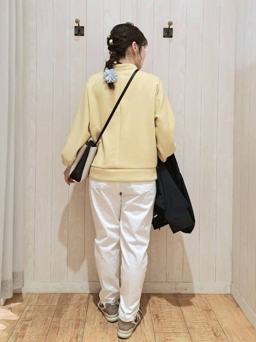 SAKIさんの「SHOO･LA･RUE｜◆【洗える/SS-3L/美脚シルエット】アクティブ派のデニム イージーテーパードパンツ」を使ったコーディネート