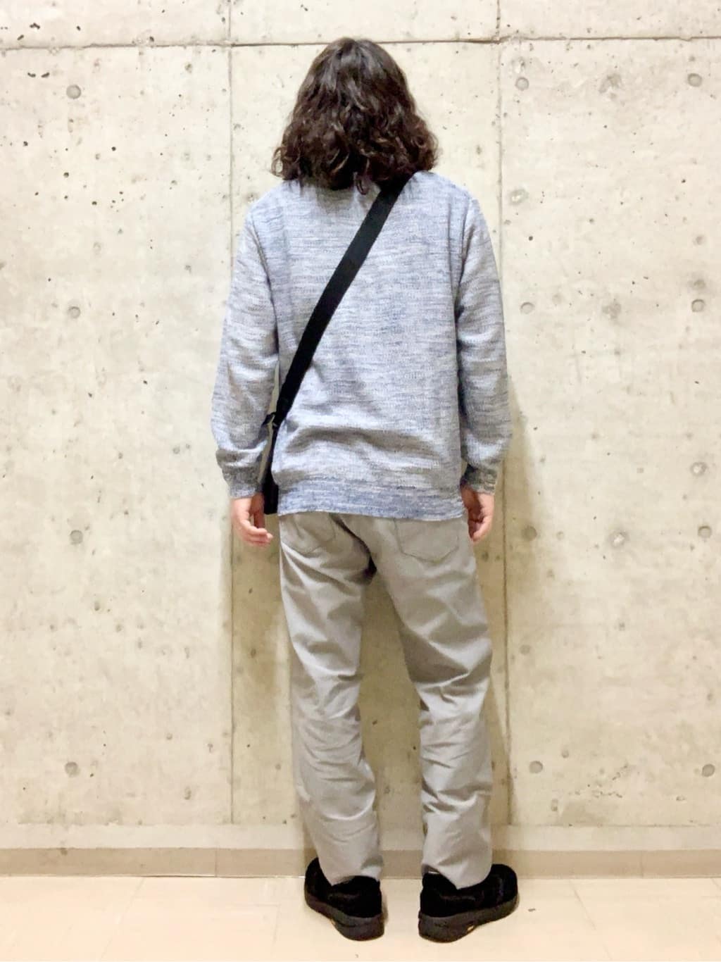 木村剛さんの「TAKEO KIKUCHI｜【Made in JAPAN】播州織 ストレッチ パンツ」を使ったコーディネート