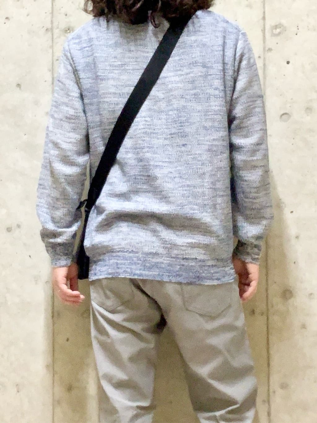 木村剛さんの「TAKEO KIKUCHI｜【Made in JAPAN】播州織 ストレッチ パンツ」を使ったコーディネート