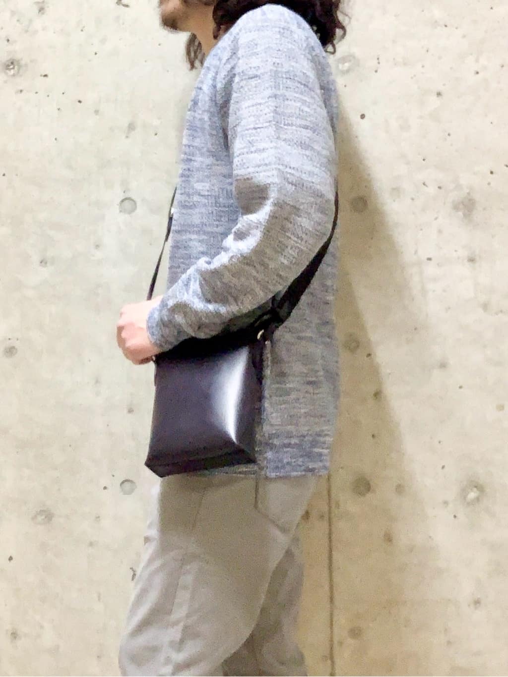木村剛さんの「TAKEO KIKUCHI｜【Made in JAPAN】播州織 ストレッチ パンツ」を使ったコーディネート