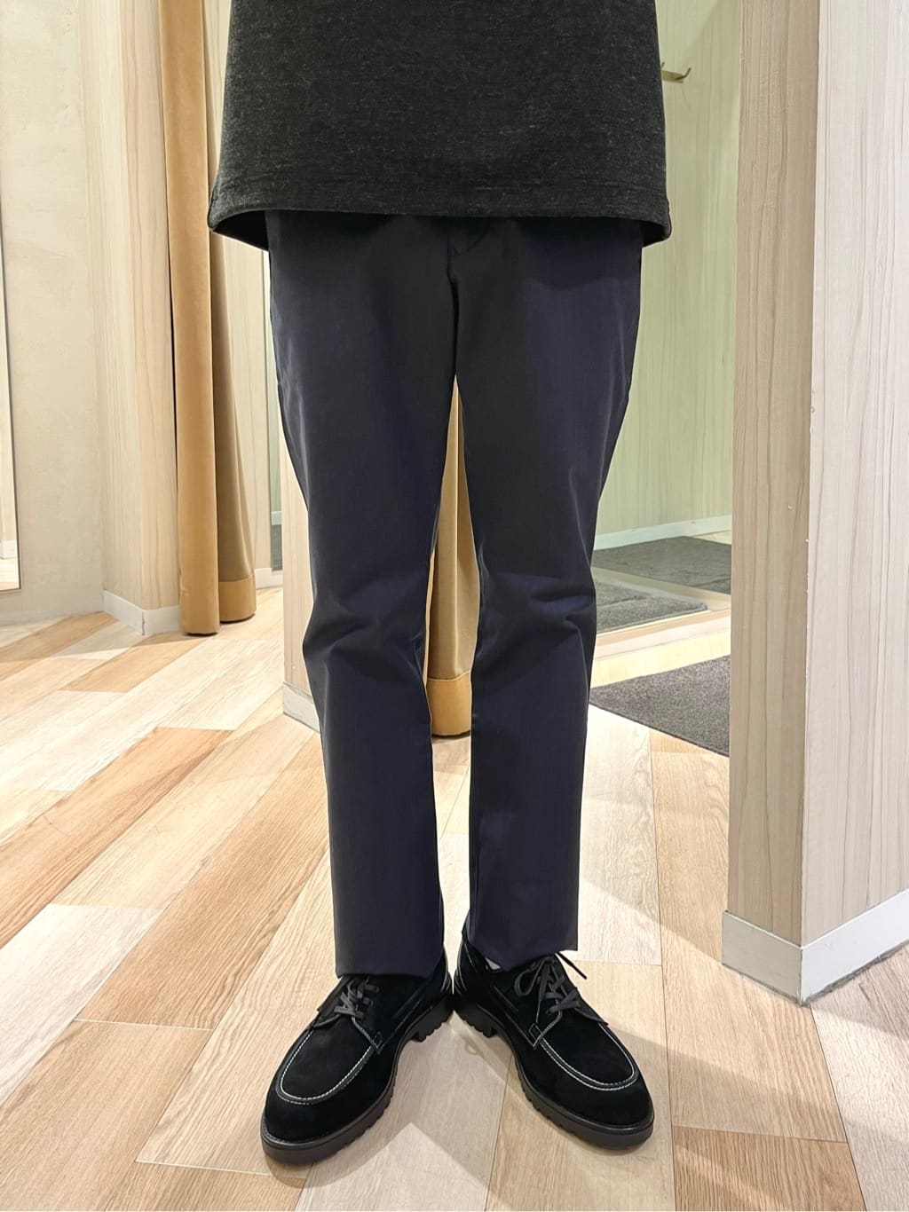 URAさんの「TAKEO KIKUCHI｜【ウールカシミヤブレンド】ビーバー調 スタンドカラー コート」を使ったコーディネート