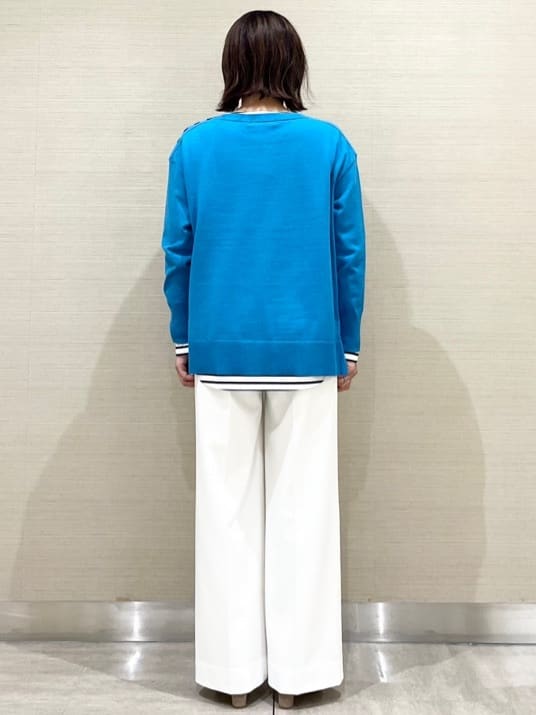 なつよさんの「UNTITLED｜◆【洗える/体型カバー】ボートネック肩ボタンニット」を使ったコーディネート