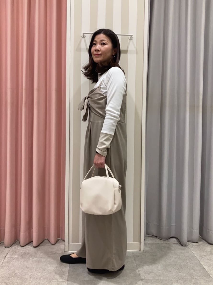 𝐂𝐡𝐢𝐢 &hearts;(ちー)さんの「SHOO･LA･RUE｜◆【S-LL】テレコ袖配色切り替えトップス」を使ったコーディネート