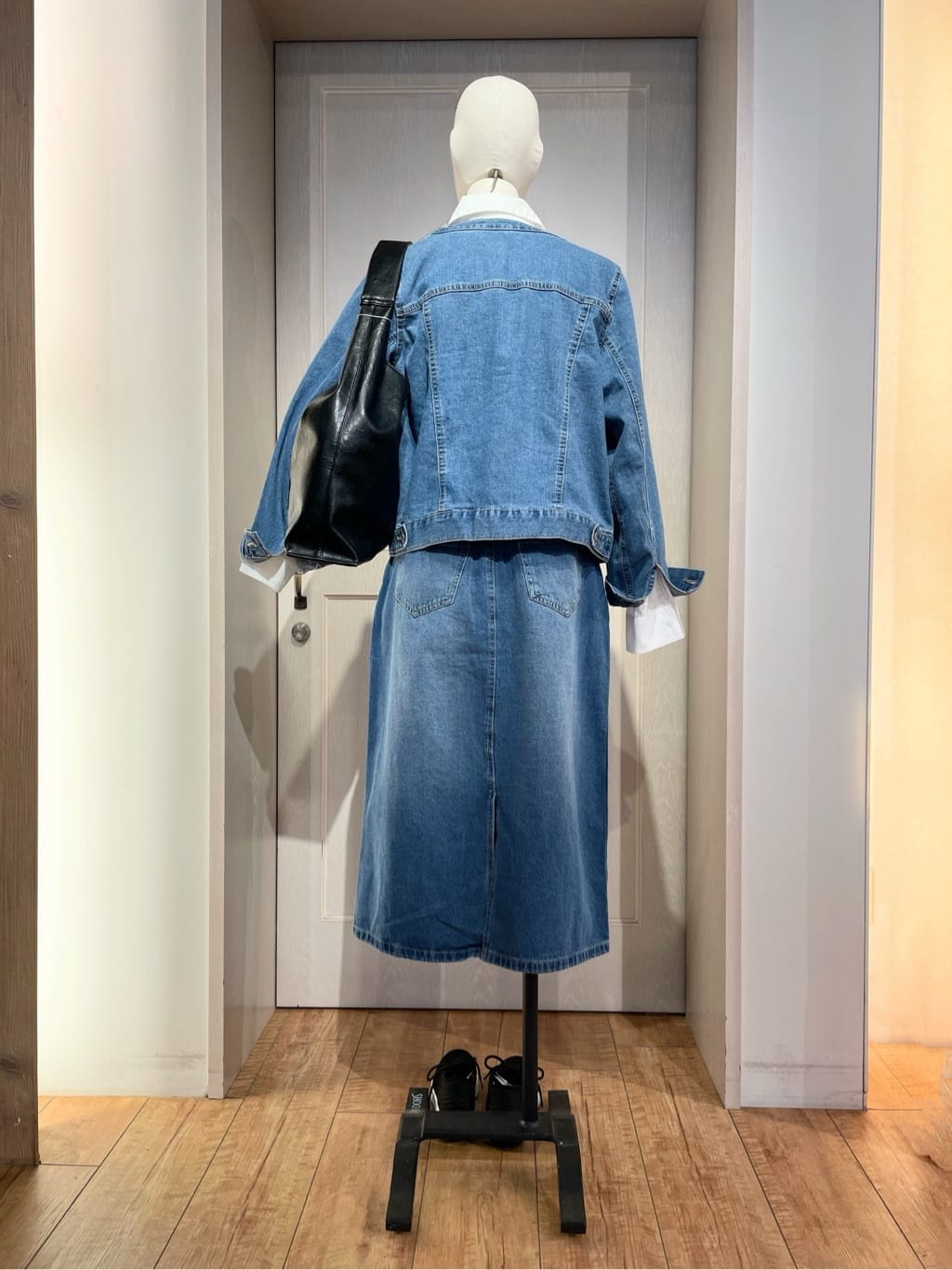Rozeさんの「SHOO･LA･RUE｜」を使ったコーディネート