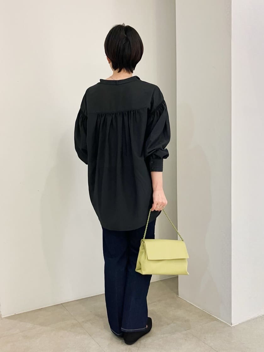 KUROさんの「grove｜◆2WAYシアーボウタイブラウス」を使ったコーディネート