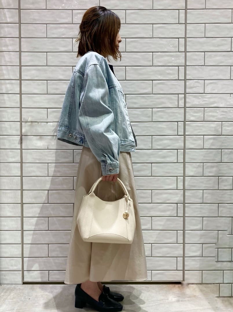 Hashiさんの「OPAQUE.CLIP｜」を使ったコーディネート