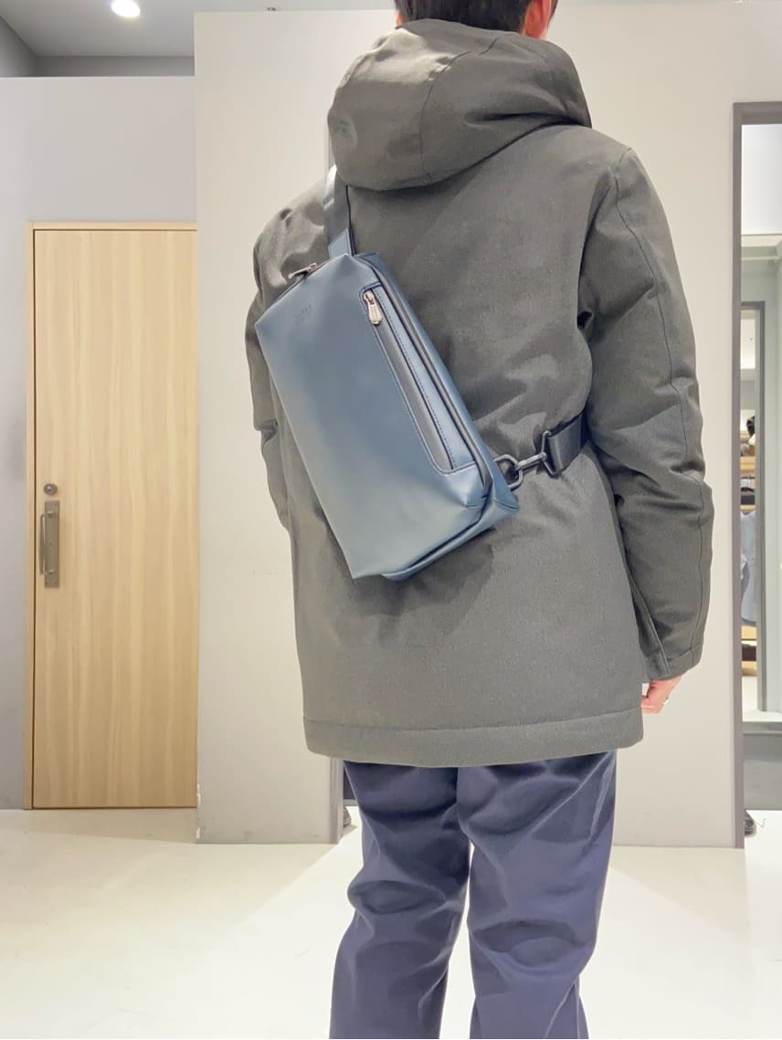 わいずみさんの「TAKEO KIKUCHI｜【全7サイズ&times;8色展開！】トップマルチヘリンボン パンツ」を使ったコーディネート