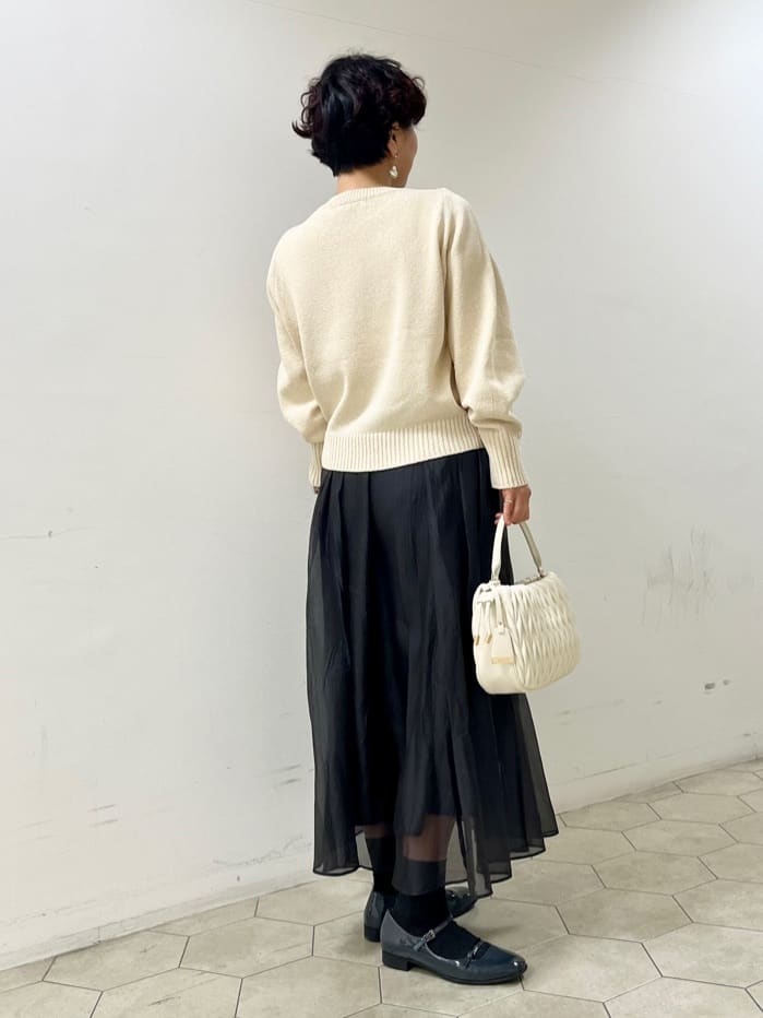 ushijimaさんの「UNTITLED｜◆【後ろウエストゴム/洗える】シアーローンロングスカート」を使ったコーディネート