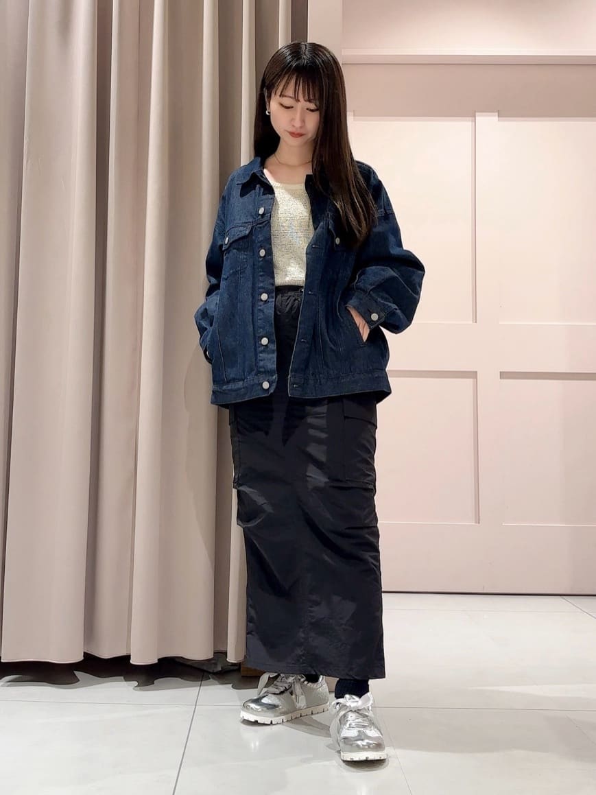 RINAさんの「ESPERANZA｜サテンリボン2WAYスニーカー」を使ったコーディネート