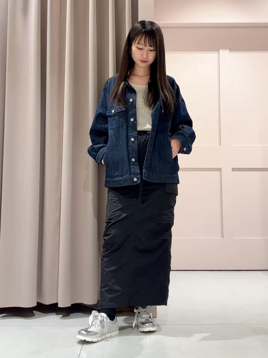 RINAさんの「ESPERANZA｜サテンリボン2WAYスニーカー」を使ったコーディネート