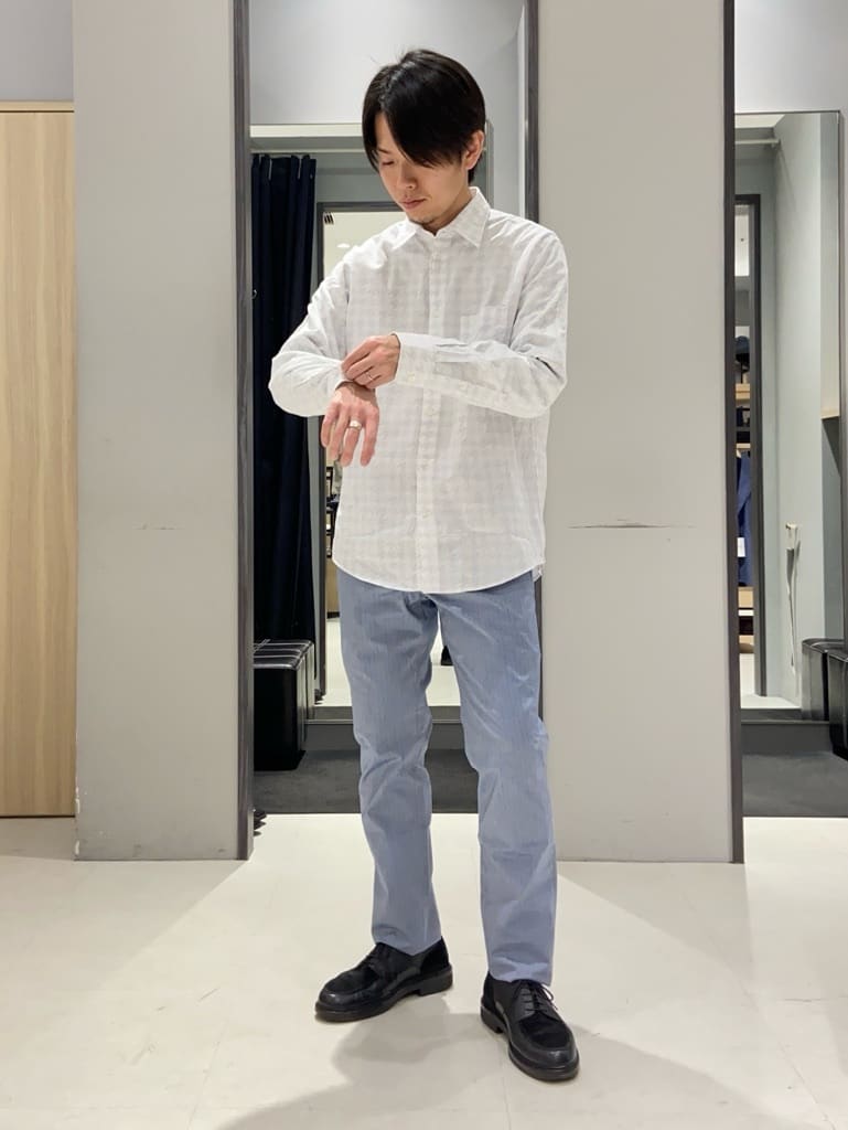 わいずみさんの「TAKEO KIKUCHI｜【全7サイズ&times;8色展開！】トップマルチヘリンボン パンツ」を使ったコーディネート
