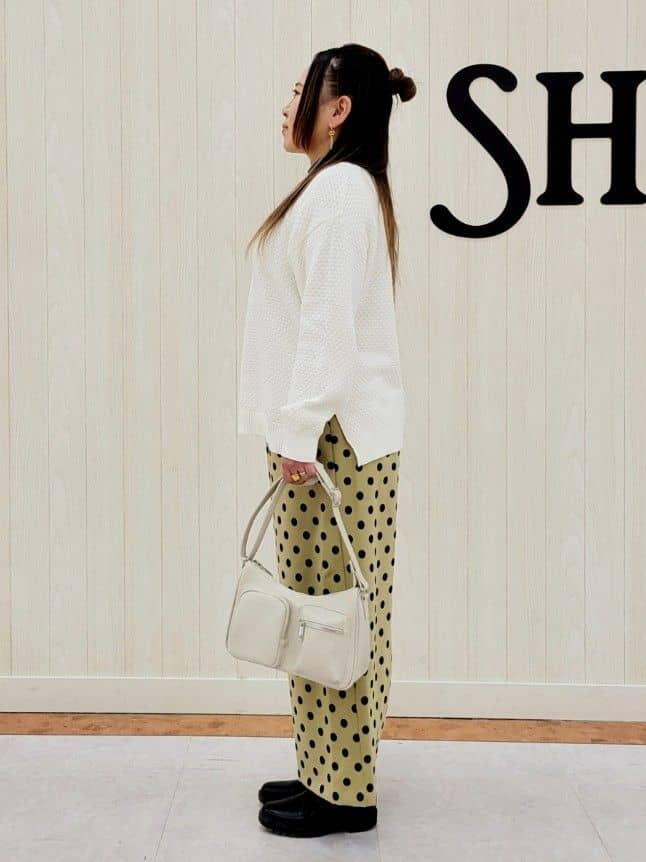 nanahachiさんの「SHOO･LA･RUE｜◆【高レビュー/洗える/S-LL】ポコポコの表面感が魅力 ラーベン柄ニット」を使ったコーディネート