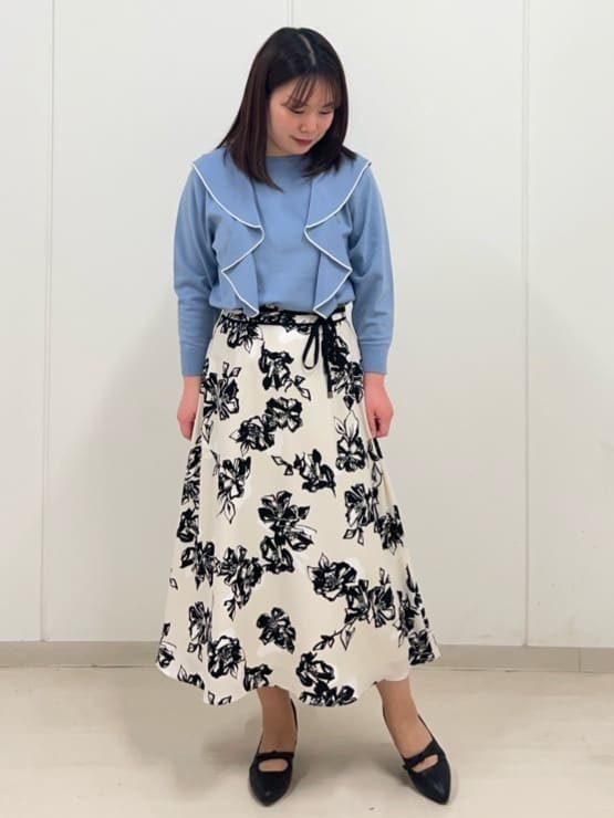 ゆうさんの「Reflect｜◆ラッフルフリルプルオーバーニット」を使ったコーディネート