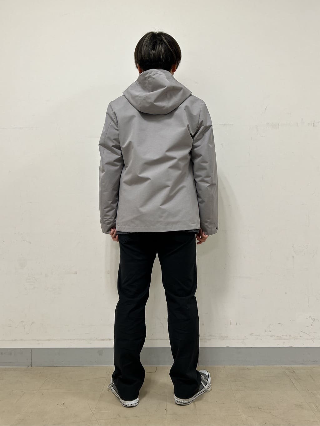 Hiroさんの「TAKEO KIKUCHI｜【Made in JAPAN】播州織 ヘリンボン ストレート パンツ」を使ったコーディネート