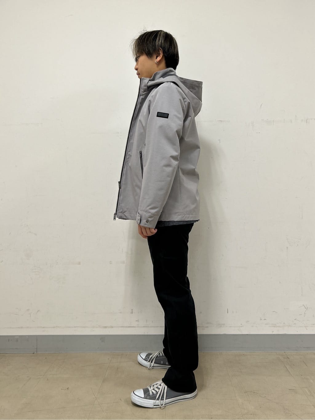Hiroさんの「TAKEO KIKUCHI｜【Made in JAPAN】播州織 ヘリンボン ストレート パンツ」を使ったコーディネート