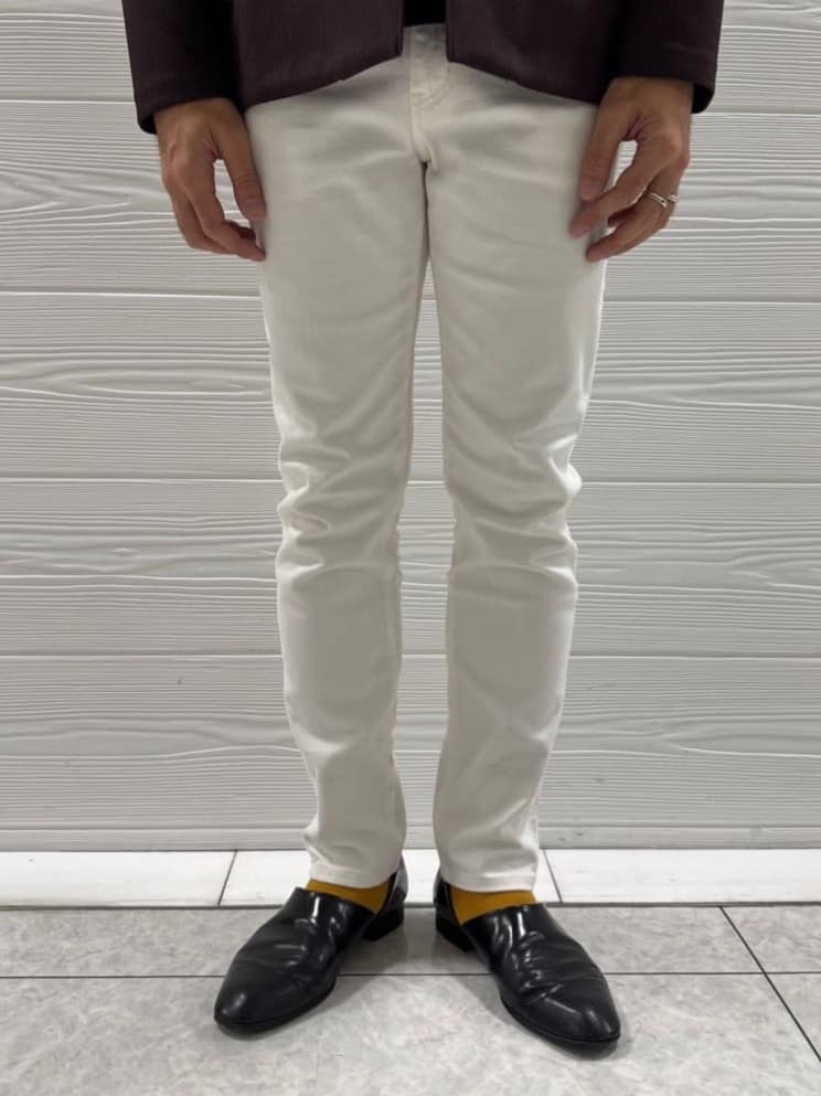 井出恭輔さんの「TAKEO KIKUCHI｜【DOWN FABRIC】ダウンファブリック スタンドカラーブルゾン」を使ったコーディネート