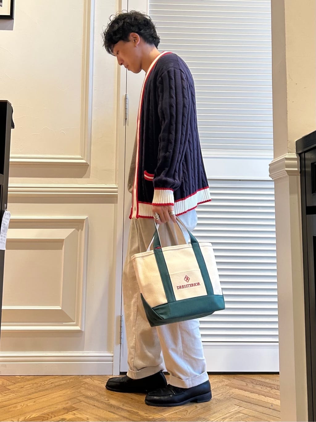 須田　慎二郎さんの「DRESSTERIOR｜【撥水加工/Safari5月号掲載】ローファー」を使ったコーディネート
