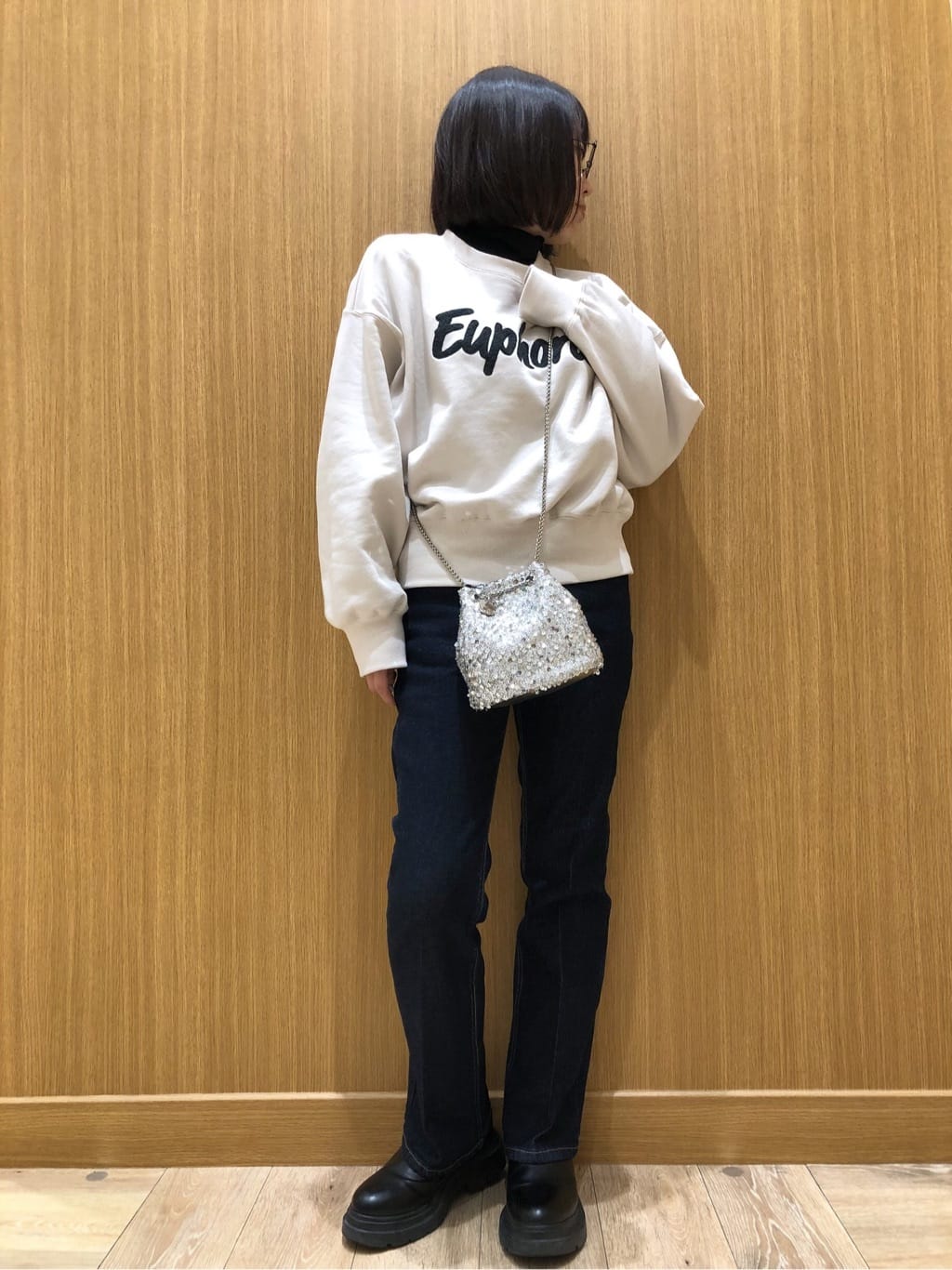 tomoさんの「OPAQUE.CLIP｜◆刺繍ロゴスウェット【洗濯機洗い可】」を使ったコーディネート