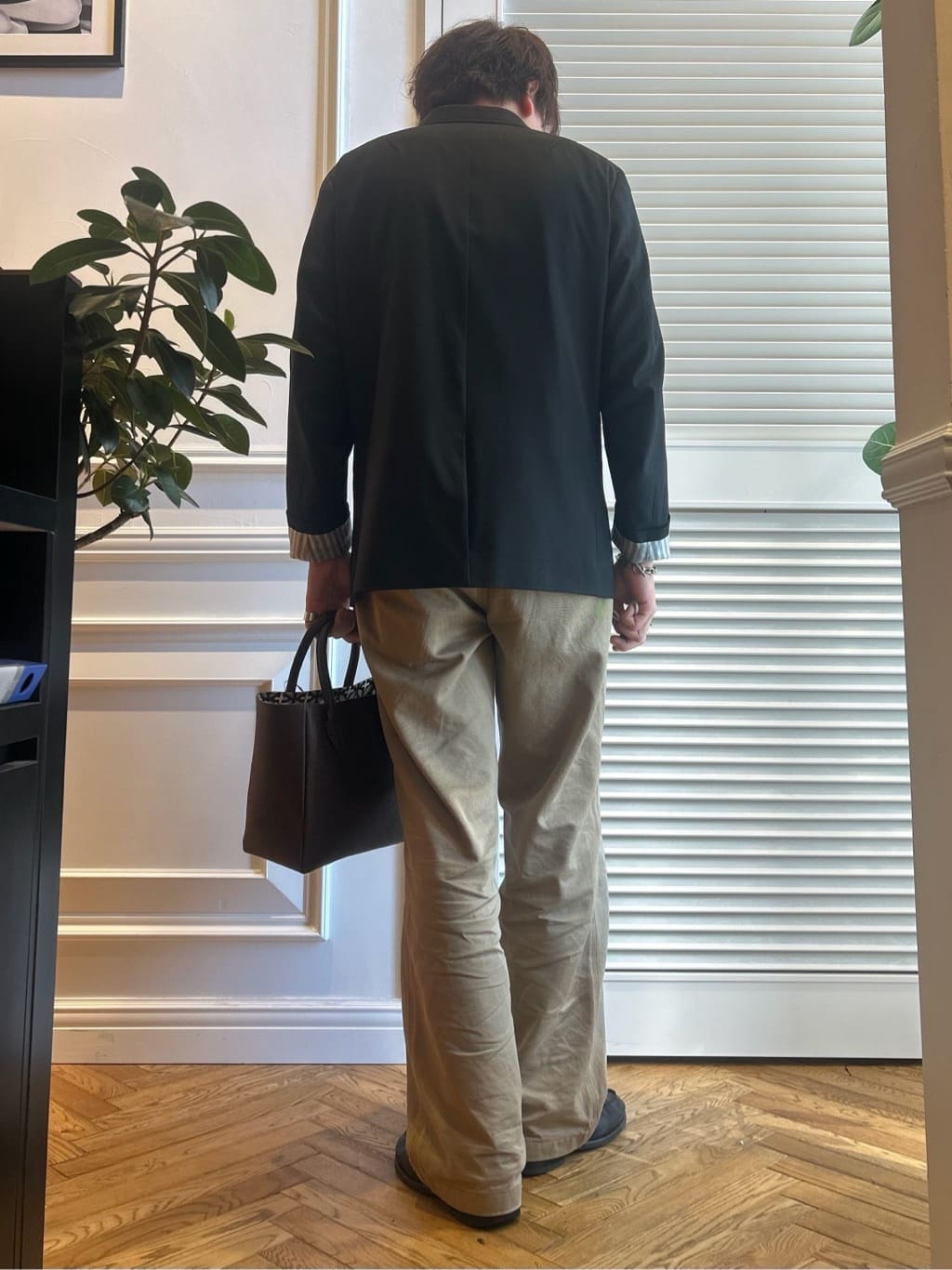 須田　慎二郎さんの「DRESSTERIOR｜【撥水加工/Safari5月号掲載】ローファー」を使ったコーディネート
