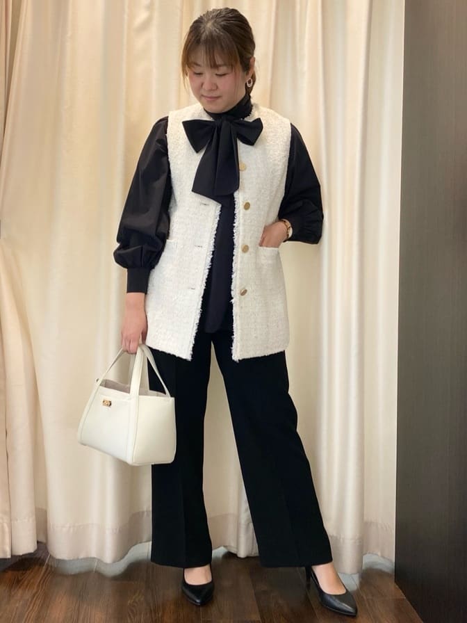 Ayaさんの「UNTITLED｜◆【通勤スーツ】ワイドパンツ」を使ったコーディネート
