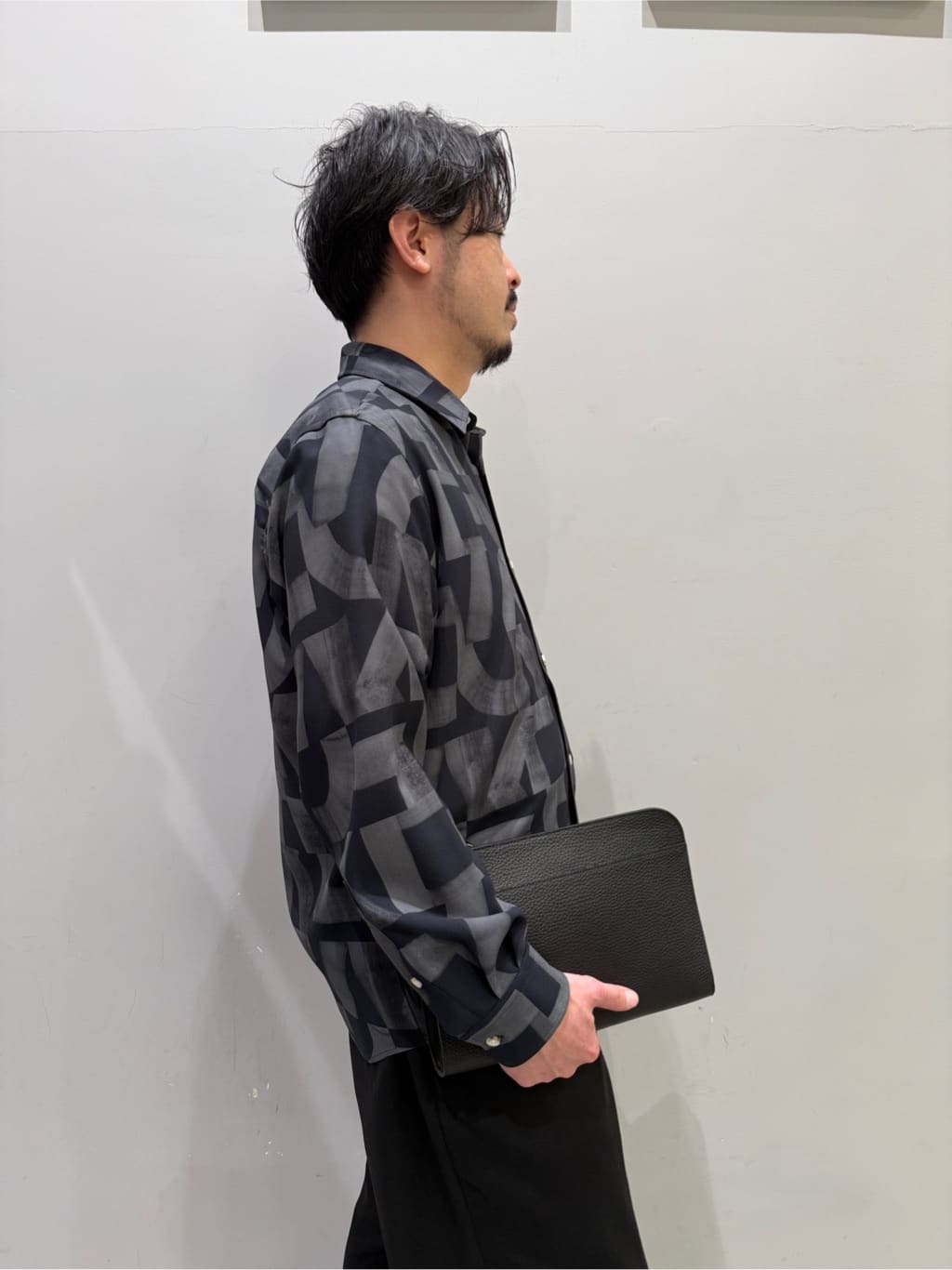 SHOTAさんの「TAKEO KIKUCHI｜【ブライダル＆パーティー】THE クラッチバッグ」を使ったコーディネート