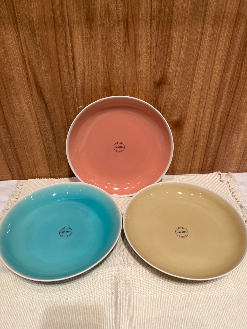 アリオ川口さんの「212 KITCHEN STORE｜アカシア薄型プレート ラウンド 230」を使ったコーディネート