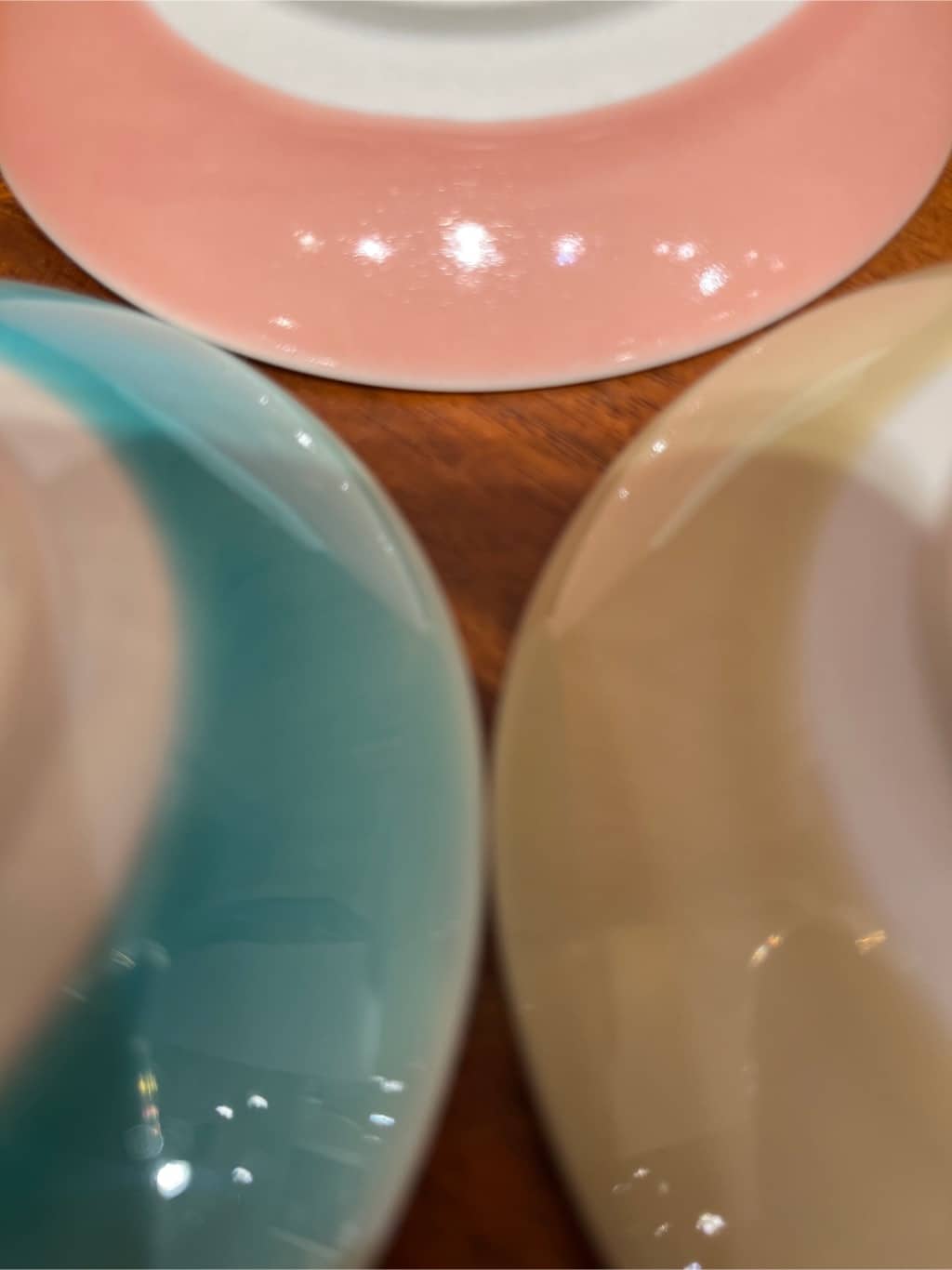 アリオ川口さんの「212 KITCHEN STORE｜アカシア薄型プレート ラウンド 230」を使ったコーディネート