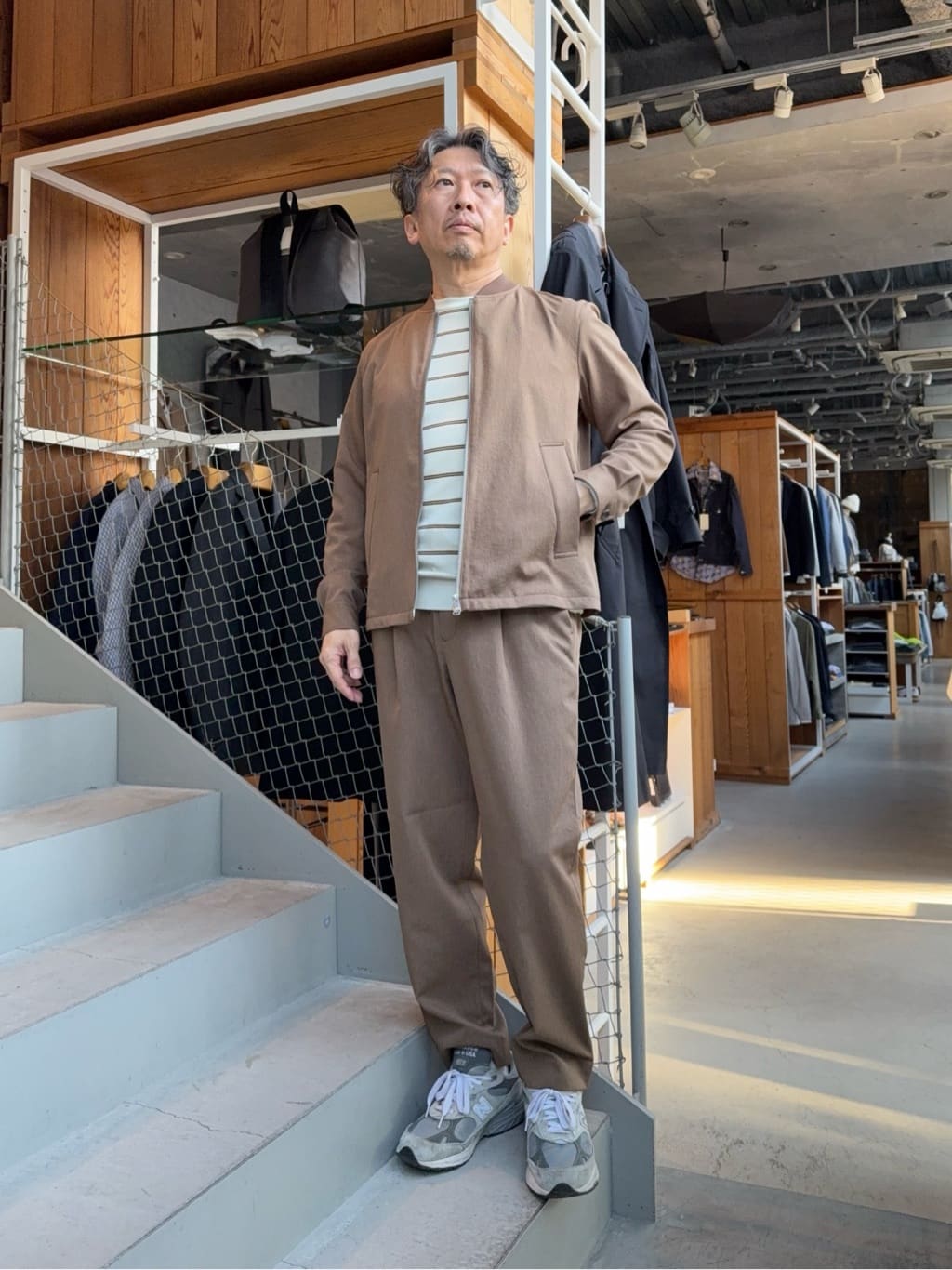 デザイナーTAKEman さんの「TAKEO KIKUCHI｜◆【体温フィットベルト搭載】ZeRoG(R)fit（ゼロジーフィット）バックパック」を使ったコーディネート