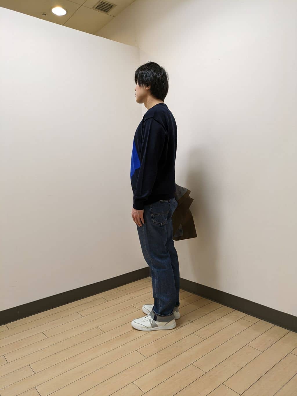 あきやまさんの「TAKEO KIKUCHI｜【モンスターストレッチ】日本製 ウォッシュド デニムパンツ」を使ったコーディネート