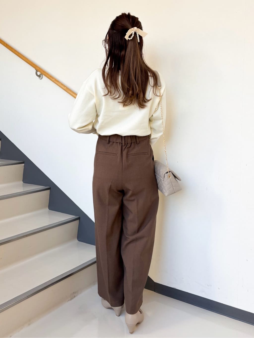 momoさんの「grove｜【人間工学】つつまれフィットパンプス【入卒対応可】」を使ったコーディネート
