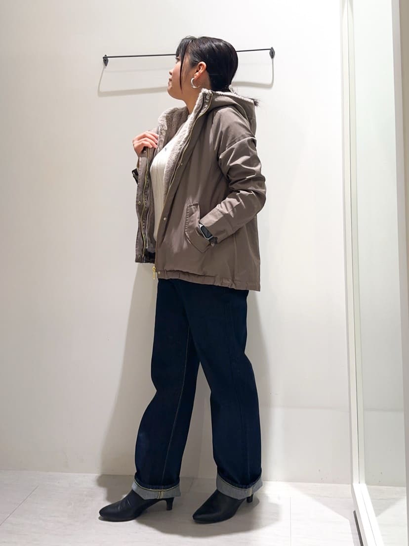 naoさんの「grove｜【Lee&times;grove別注】STRAIGHT DENIM PANTS」を使ったコーディネート
