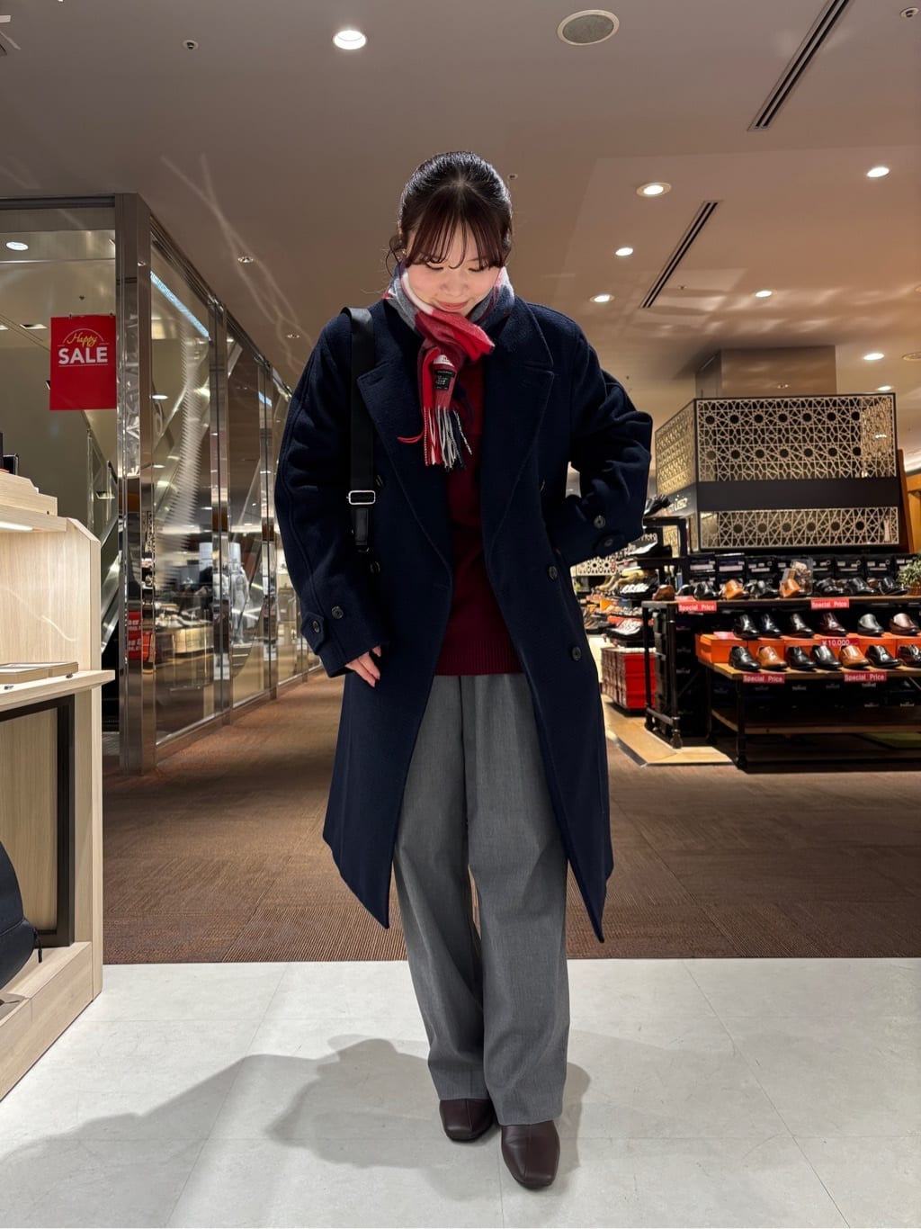 ウミさんの「TAKEO KIKUCHI｜【カシミヤ100%】チェック カシミヤマフラー」を使ったコーディネート
